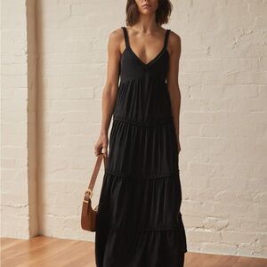 Elegant Black Maxi Dress